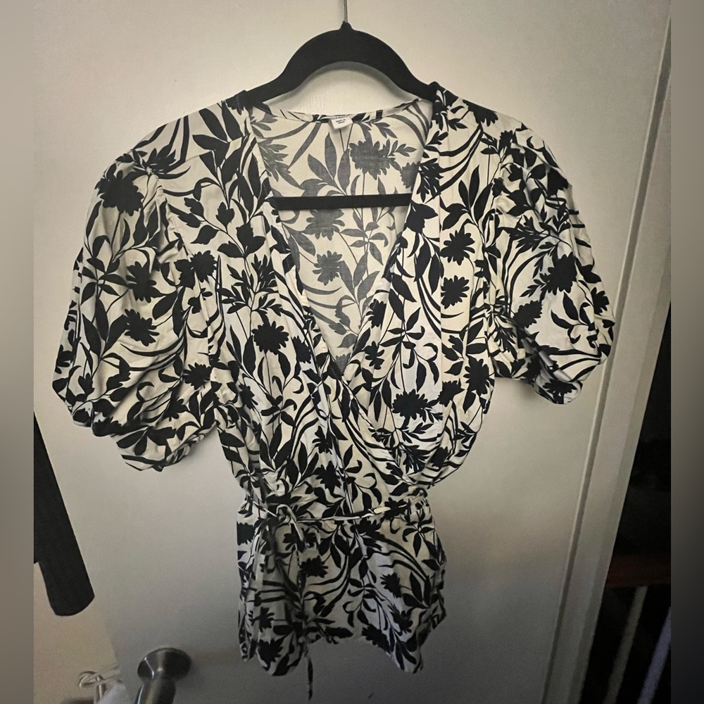 Puff sleeve old navy waist tie blouse